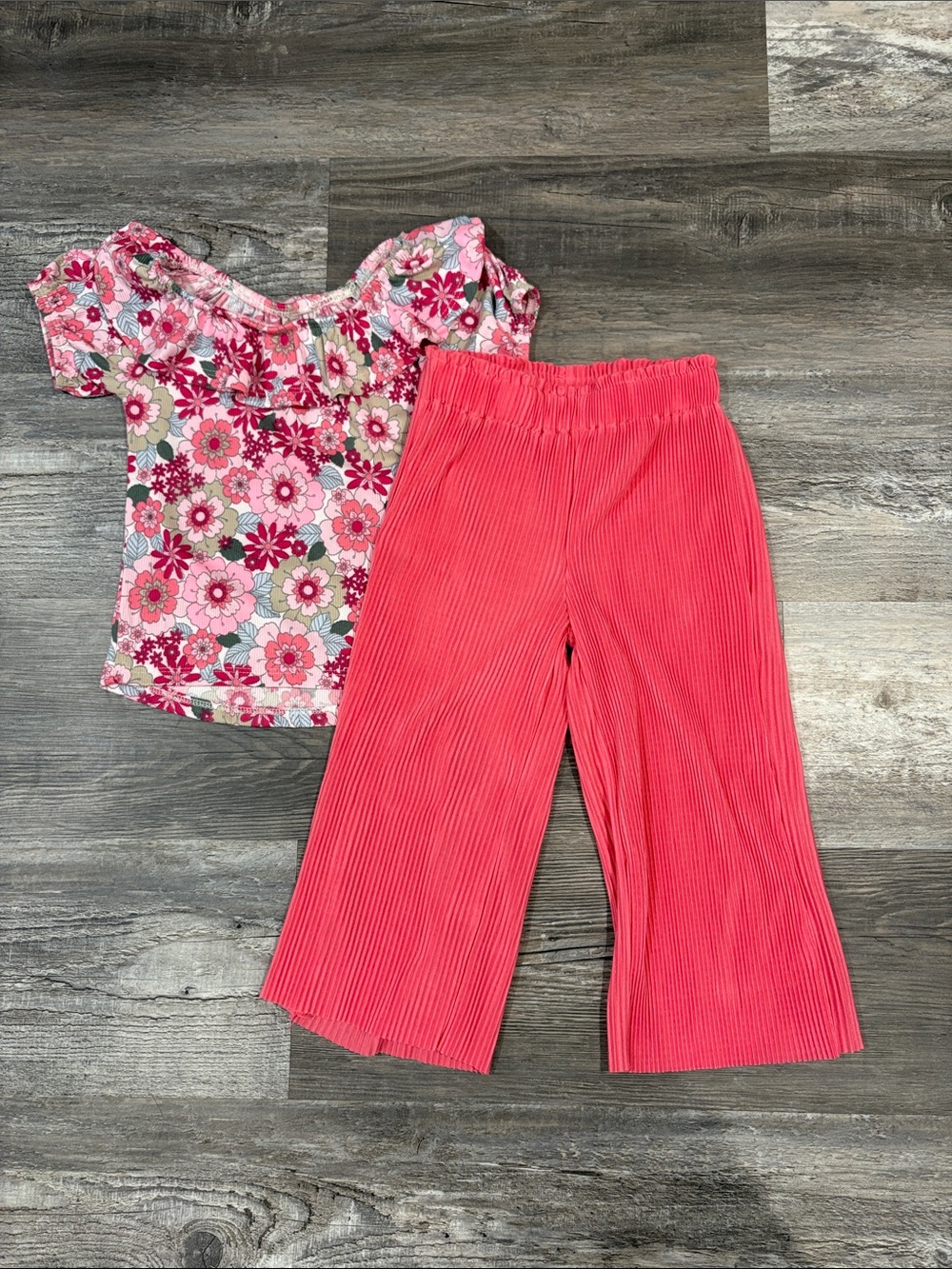 NWOT- One Step Up Pink Floral Top with Coral Pink Pleated Pants